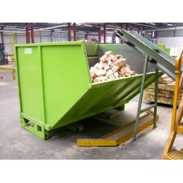 Benne basculante grand volume pour déchets à faible densité utilisation dans une menuiserie.