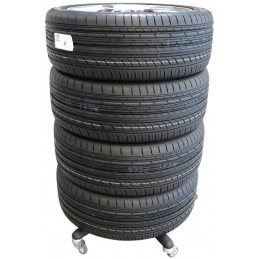 Rouleur pour le déplacement de pneus