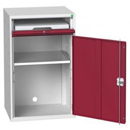Armoire informatique avec 1 étagère et 1 plateau coulissant porte rouge.
